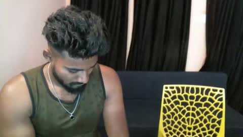 indian slim boy with big for u online show from April 19, 4:35 am