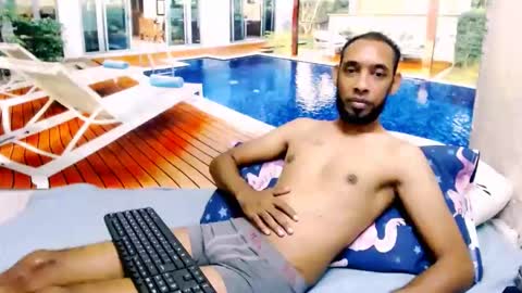 indianmagicmike69 online show from October 25, 7:40 am