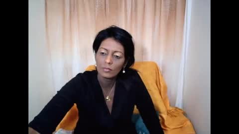 indianpeaches online show from October 14, 5:32 am