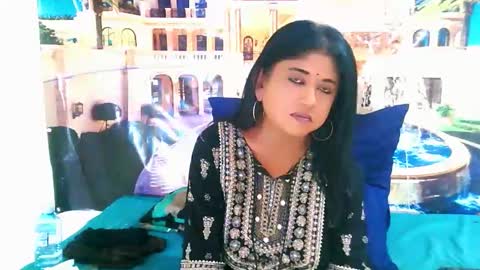 Mika online show from November 20, 5:28 am