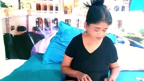 Mika online show from December 4, 5:51 am