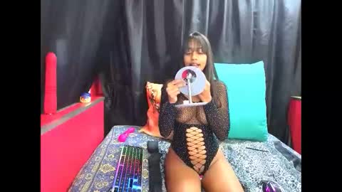 stella sexkitten online show from May 25, 1:06 pm