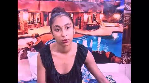 indiansexybutt4u2luv online show from April 21, 5:47 am