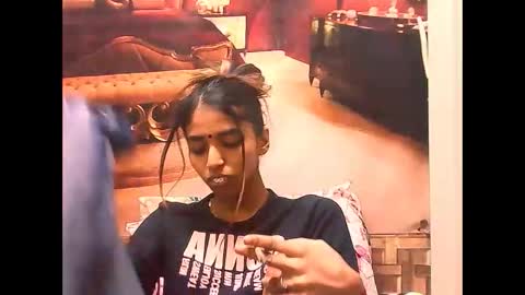 indiansexyslender4u2luv online show from September 15, 6:04 am