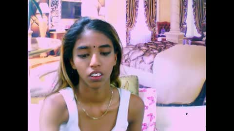 indiansexyslender4u2luv online show from March 9, 5:44 am