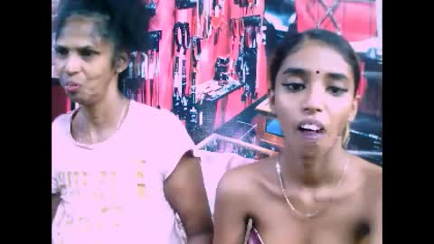 indiansexyslender4u2luv online show from March 11, 9:13 am