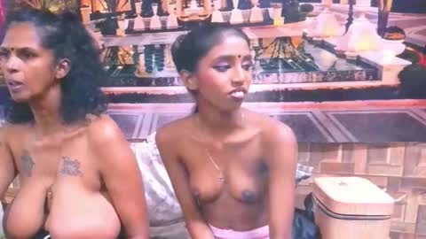 indiansexyslender4u2luv online show from September 19, 7:34 am