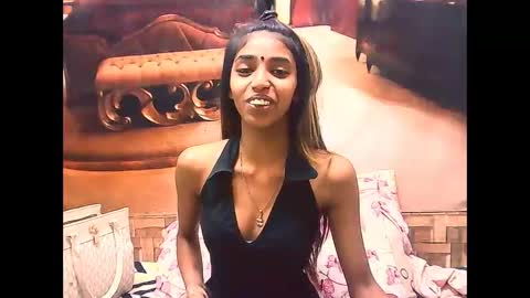 indiansexyslender4u2luv online show from September 13, 5:43 am