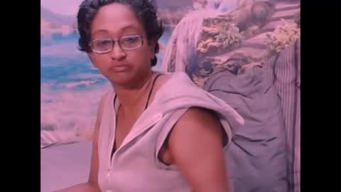 Shreya online show from February 12, 2:14 am