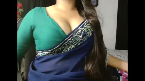 tina online show from April 23, 4:52 pm
