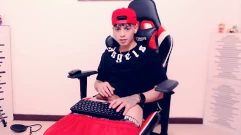 matias online show from May 27, 1:57 am