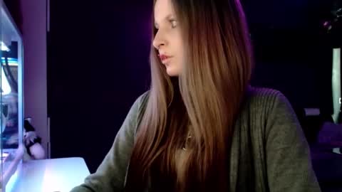 Snapshot of inesdesire chatting on February 11, 10:47 am InesDesire online show from February 11, 10:47 am