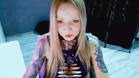 Snapshot of inesdesire chatting on September 30, 6:07 pm InesDesire online show from September 30, 6:07 pm