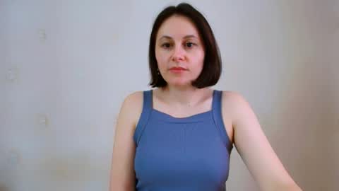 Inessa online show from May 31, 8:35 am