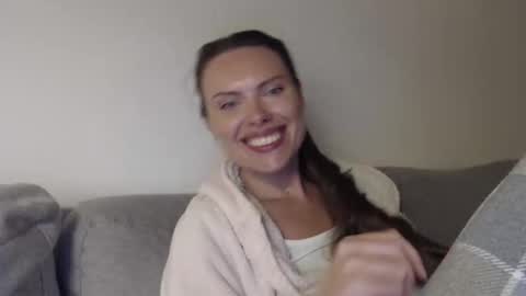 Sweet girl online show from April 29, 8:35 pm