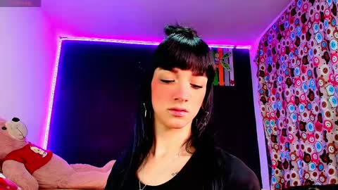 Ingrid Zese online show from April 22, 11:01 pm