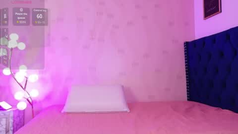 innocenthazel online show from April 15, 2:59 am