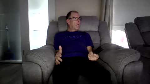 inthemood63 online show from September 19, 4:44 pm