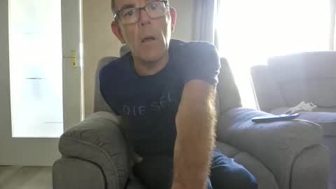 inthemood63 online show from September 14, 2:40 pm