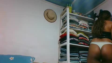 Snapshot of iriella2908 chatting on October 11, 5:38 pm iriella2908 online show from October 11, 5:38 pm