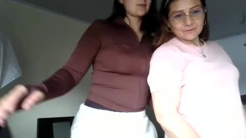 angusdiabla online show from October 27, 8:09 pm