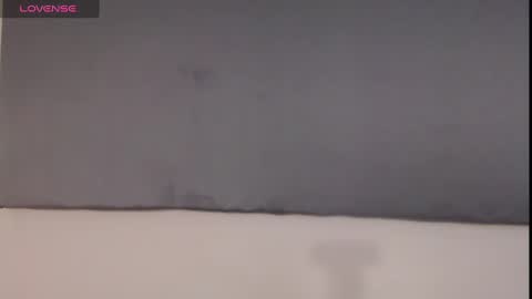 Snapshot of iris_caprice chatting on December 16, 2:57 am Instagram iris caprice online show from December 16, 2:57 am