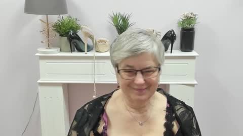 I R I S online show from January 12, 7:04 am