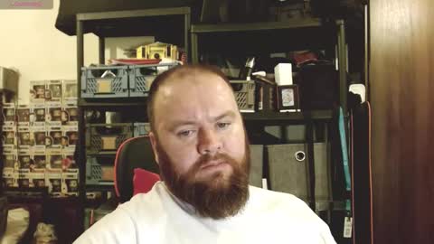 Snapshot of irishdaddy24 chatting on October 2, 6:28 pm twitter theirishman205 online show from October 2, 6:28 pm