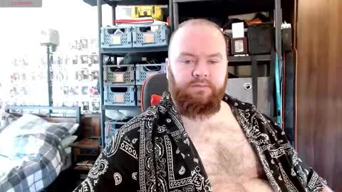 Snapshot of irishdaddy24 chatting on September 21, 12:53 pm twitter theirishman205 online show from September 21, 12:53 pm