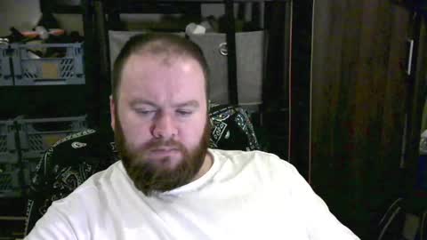 Snapshot of irishdaddy24 chatting on February 28, 9:55 pm twitter theirishman205 online show from February 28, 9:55 pm