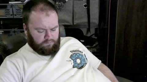 Snapshot of irishdaddy24 chatting on January 8, 4:44 pm twitter theirishman205 online show from January 8, 4:44 pm