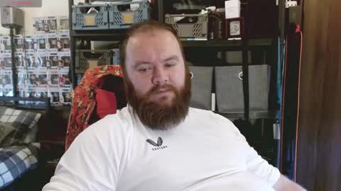 Snapshot of irishdaddy24 chatting on September 10, 11:55 am twitter theirishman205 online show from September 10, 11:55 am