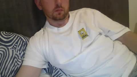 irishhighness95 online show from July 24, 8:39 pm