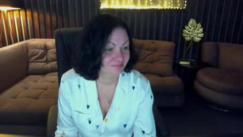 Iris online show from June 7, 5:45 am