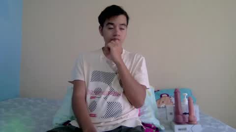 irondante01 online show from April 21, 12:12 pm