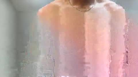 Leo online show from November 8, 3:04 pm