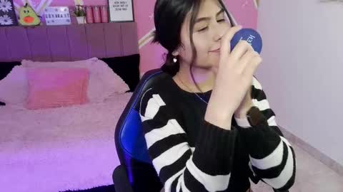 isabela online show from March 6, 8:52 pm