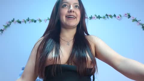 isa_jones1 online show from February 1, 4:35 am