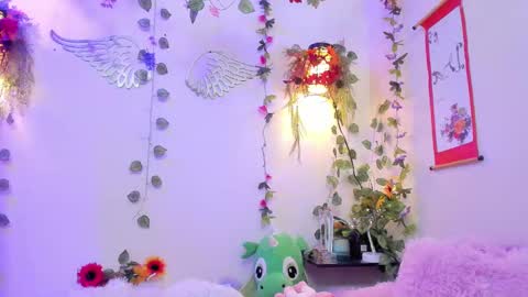 Isabella        online show from January 25, 2:37 am