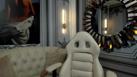 Snapshot of isa_sexy4u chatting on October 21, 6:22 pm ISA online show from October 21, 6:22 pm