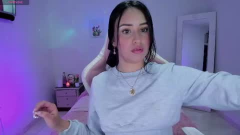 isaa_diamond online show from July 13, 10:02 pm