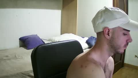 Isaac99c online show from February 22, 9:48 pm