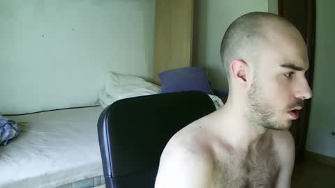 Isaac99c online show from February 26, 12:38 pm