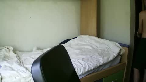 Isaac99c online show from October 5, 2:24 pm