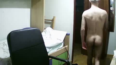 Isaac99c online show from January 18, 9:34 pm