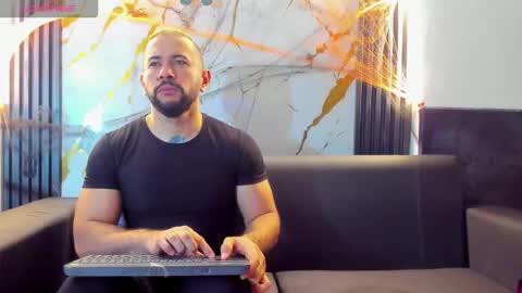 Snapshot of isaac_franko chatting on October 19, 9:30 pm isaac_franko online show from October 19, 9:30 pm