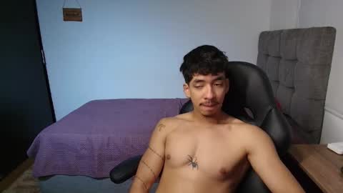 muscle isaac online show from May 1, 8:58 pm