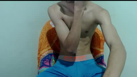 isaac online show from April 19, 3:18 am