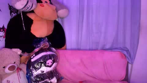 isaac online show from February 13, 9:56 am