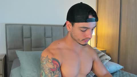 Isaac Surez online show from January 19, 4:28 pm